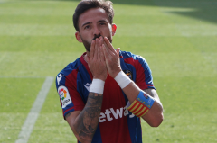 巴塞罗那弗里克果断换人，拉什福德替补登场助球队大胜